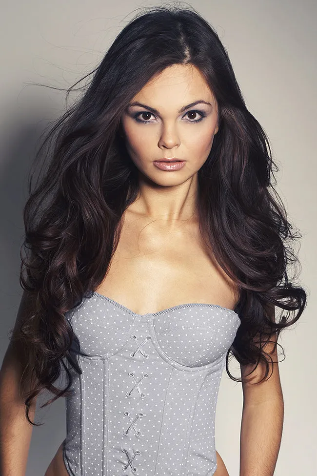Virgin Brown 8 Piece Clip Ins - Wavy Hair