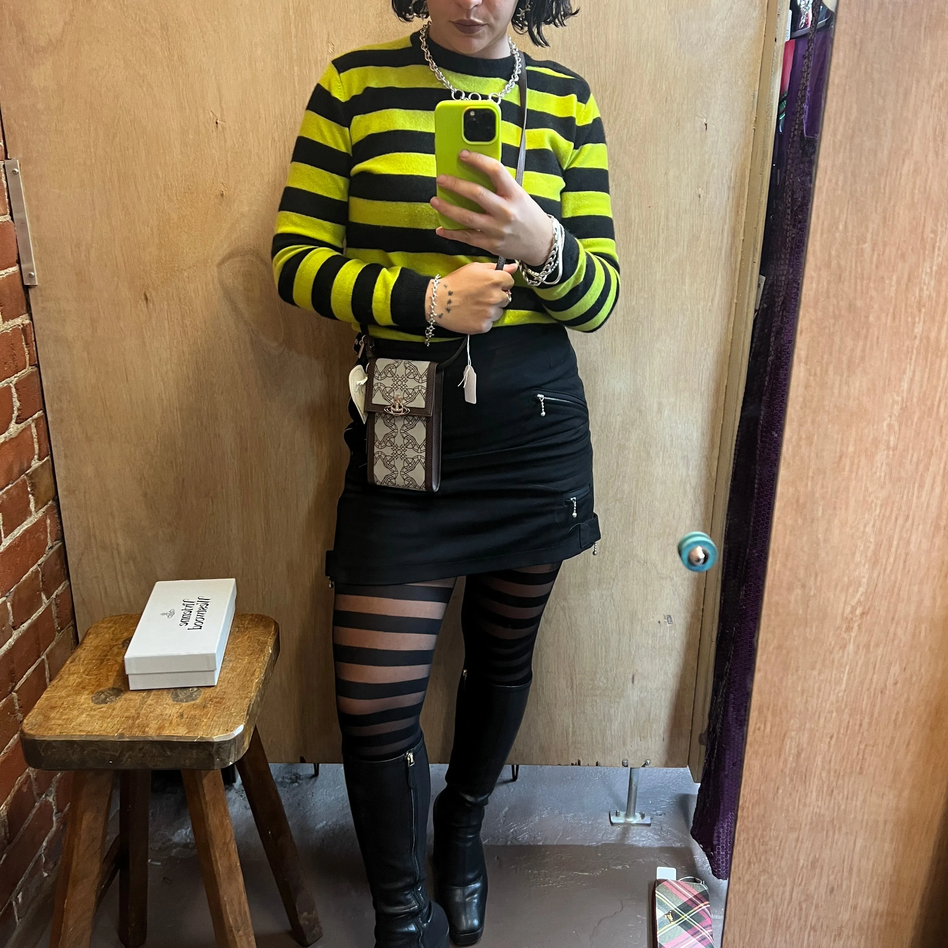 VIVIENNE WESTWOOD ORBMANIA phone bag