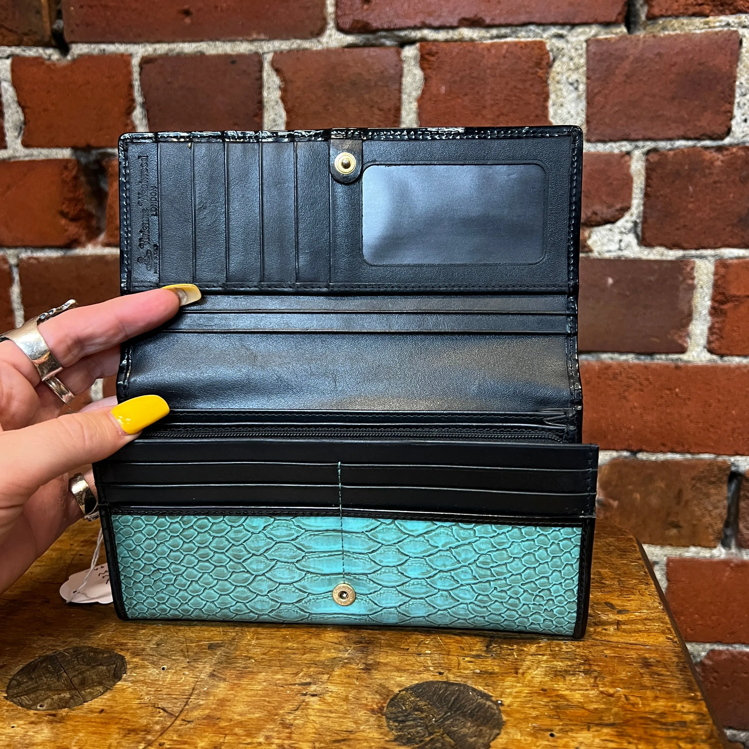 VIVIENNE WESTWOOD patent leather wallet