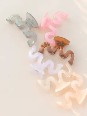 Wavy Claw Clip