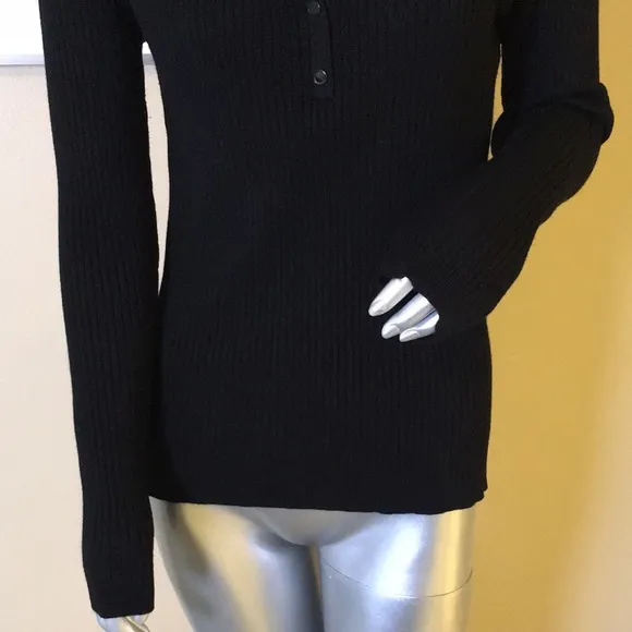 WHBM | Ribbed Snap-Front Henley Black
