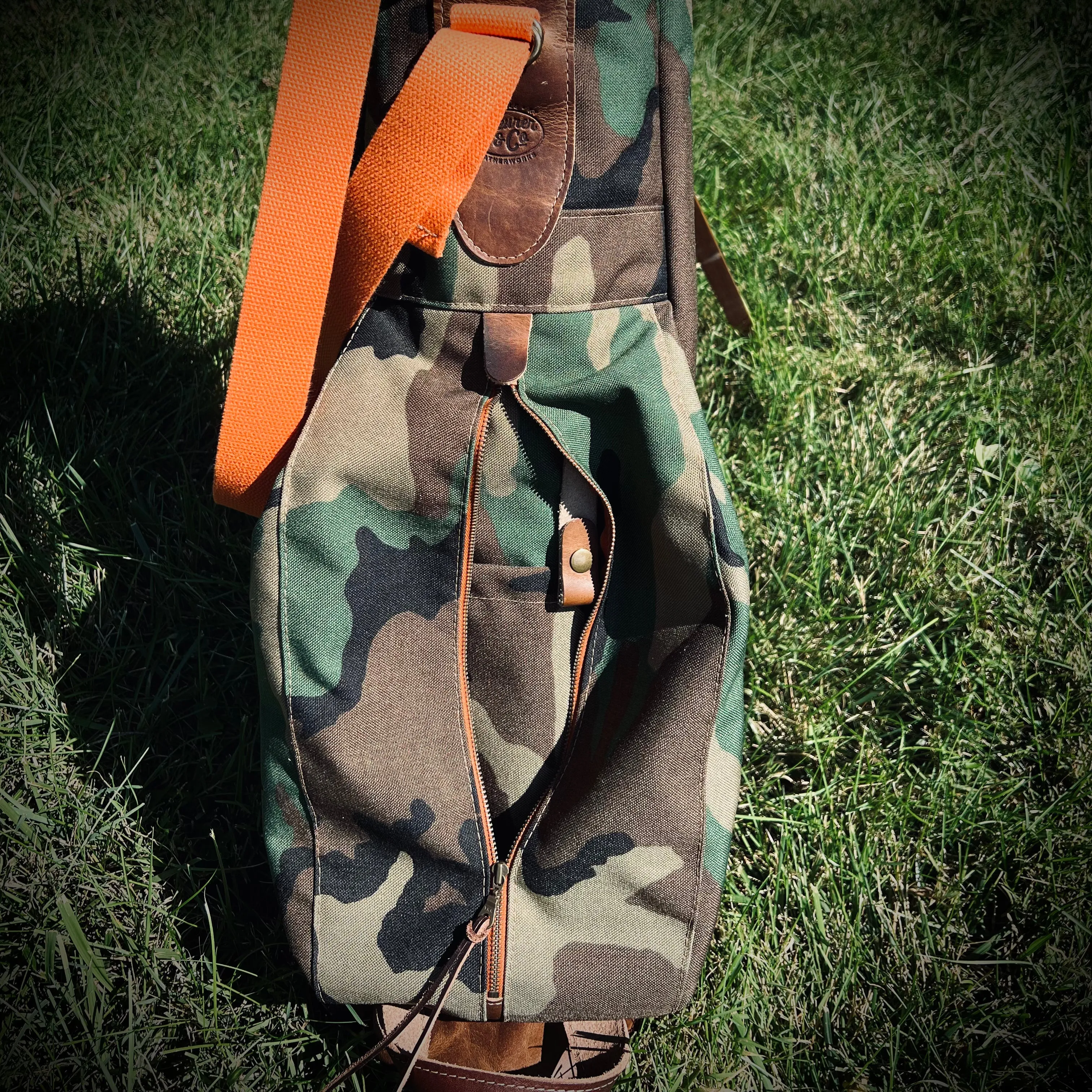 Woodland Camo/English Tan Cordura Sunday Golf Bag